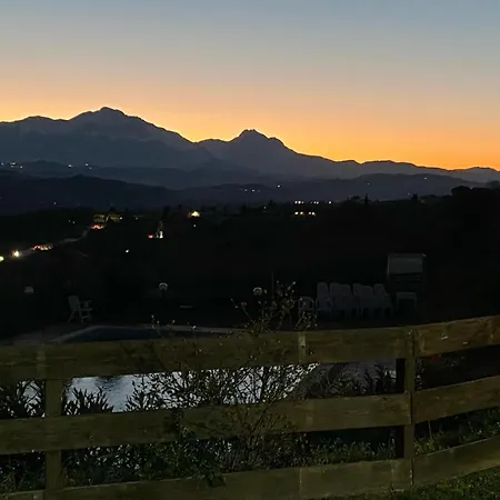 Il Podere Degli Asinelli Guest house