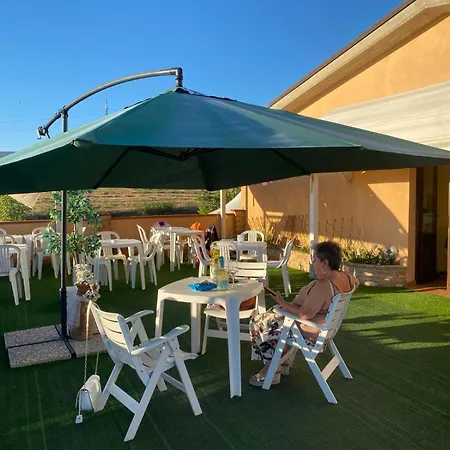 Guest house Il Podere Degli Asinelli 3*