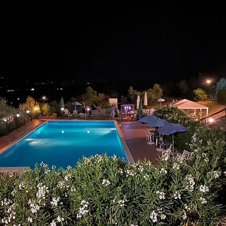 招待所 Il Podere Degli Asinelli 3*